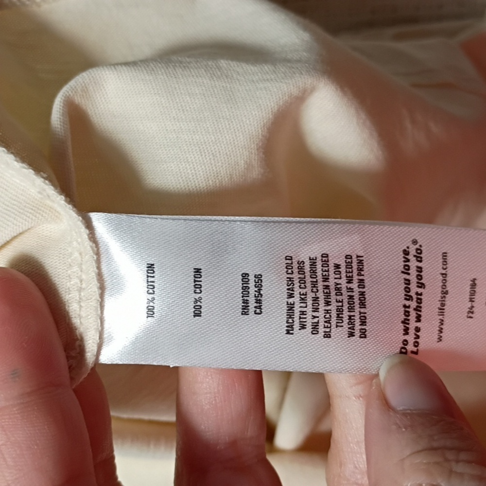 NWT Life Is Good Putty White Jack And Rocket Be The Person Tee Size Small Cotton - Picture 5 of 8